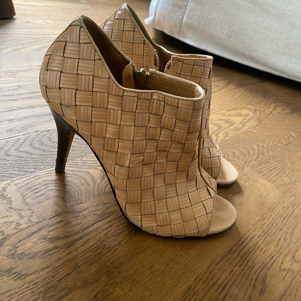 Nude Cole Haan woven Nike Air pumps